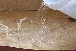 新会漏水维修 免砸砖防水材料该如何施工